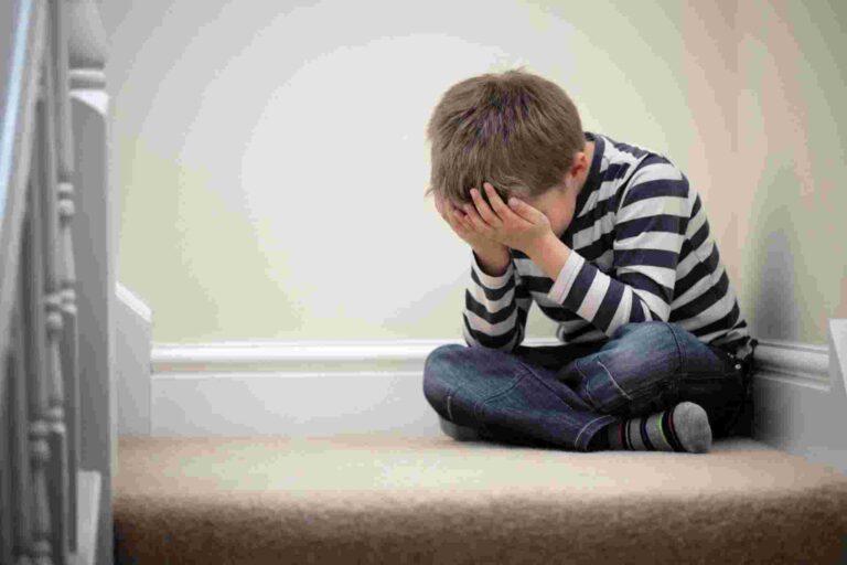 What Happens When a Child Has No Friends? - giftedmum.com